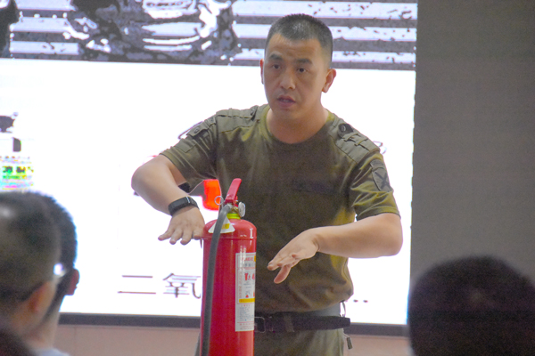爱体育官方网站防雷开展消防培训学习